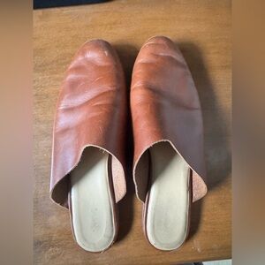 Nisolo Tan Leather Loafers